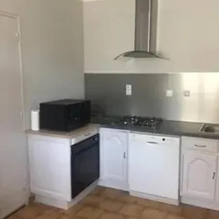 Familiale Avec Piscine A - 100 M²_2 *